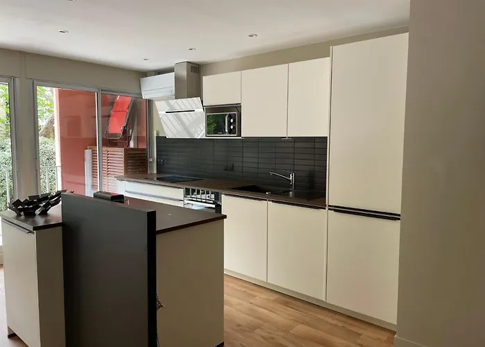 T3 Centre Proche Apartman